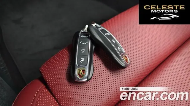 PORSCHE 911 (992) Carrera 4S Cabriolet 2024 — photo 27 sur 41