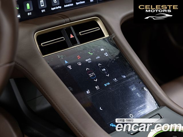 PORSCHE Taycan Turbo 2024 — photo 18 sur 26