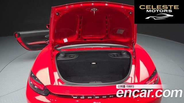 PORSCHE 718 Boxster 2.0 2018 — photo 18 sur 20