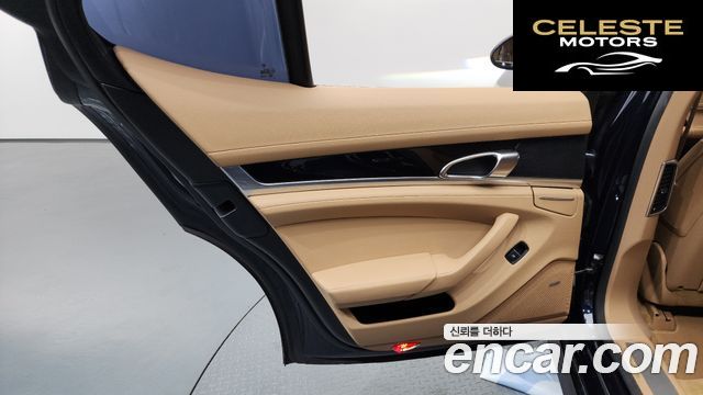 PORSCHE Panamera 3.6 2WD Edition 2016 — photo 14 sur 37