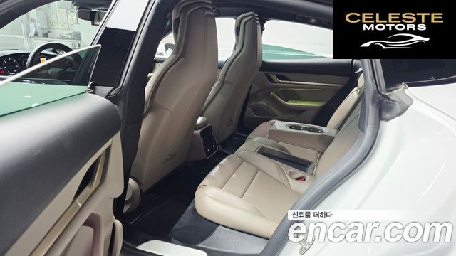 PORSCHE Taycan 4S 2021 — photo 11 sur 20