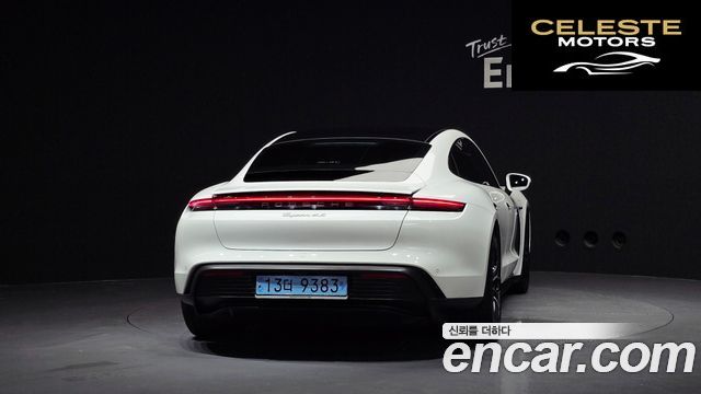 PORSCHE Taycan 4S 2021 — photo 4 sur 20