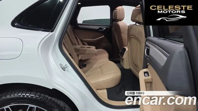 PORSCHE Macan 2.9 S 2023 — photo 17 sur 32