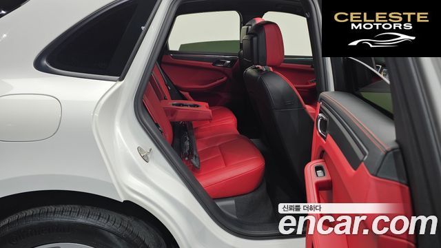 PORSCHE Macan 2.0 2021 — photo 12 sur 20