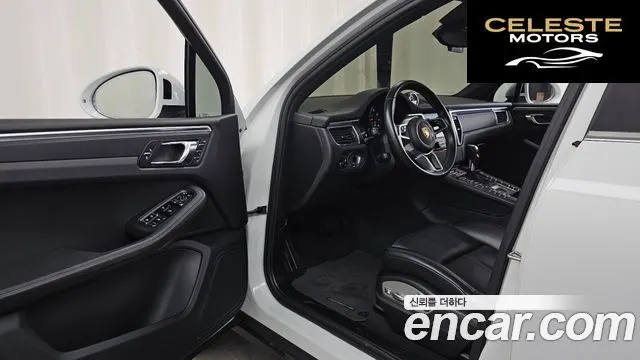 PORSCHE Macan 2.0 2018 — photo 13 sur 38