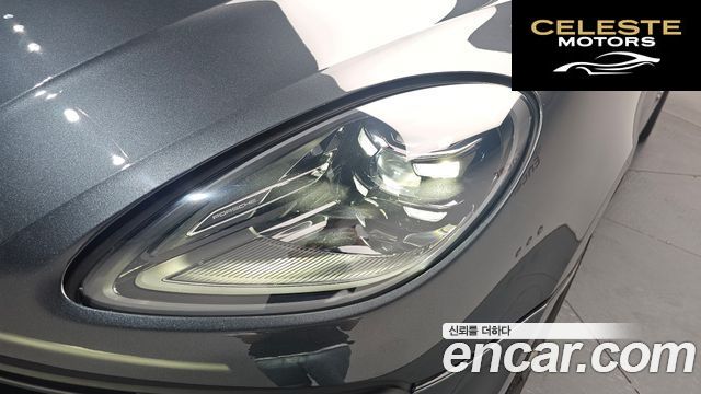 PORSCHE Macan 2.9 S 2023 — photo 8 sur 44