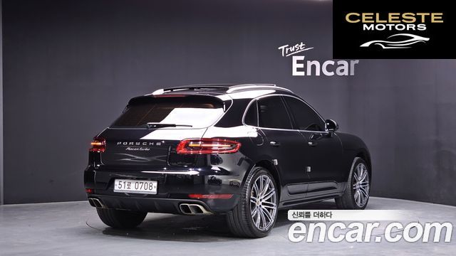 PORSCHE Macan 3.6 Turbo 2016 — photo 2 sur 26