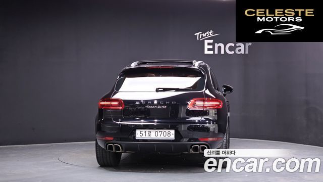 PORSCHE Macan 3.6 Turbo 2016 — photo 4 sur 26
