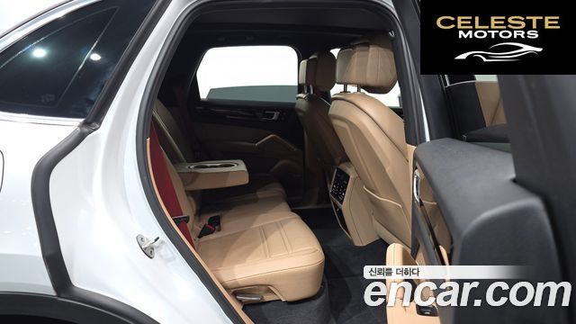 PORSCHE Cayenne (PO536) 3.0 2019 — photo 12 sur 20