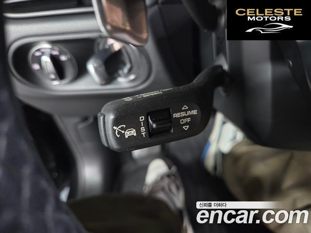 PORSCHE Macan 2.0 2019 — photo 18 sur 26