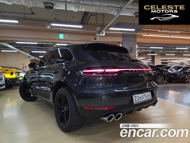 PORSCHE Macan 2.0 2019 — photo 3 sur 26