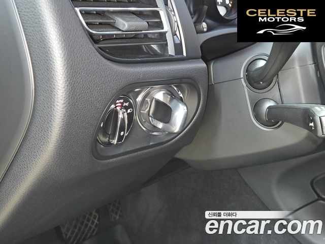 PORSCHE Macan 2.0 2019 — photo 8 sur 26