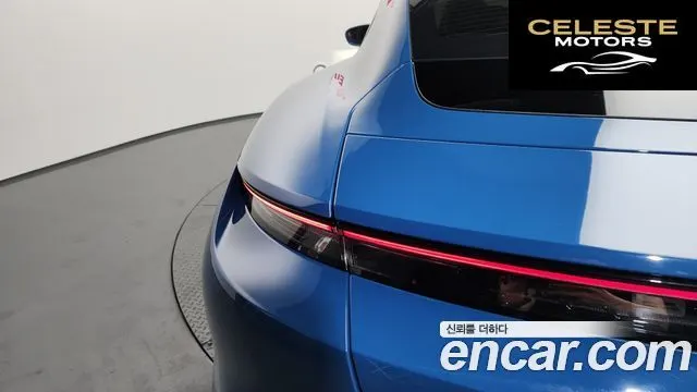 PORSCHE Taycan 2022 — photo 9 sur 36