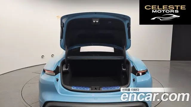 PORSCHE Taycan 4S 2024 — photo 35 sur 35