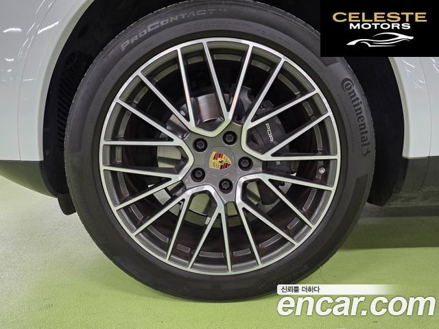 PORSCHE Cayenne (PO536) 3.0 Coupé 2021 — photo 14 sur 26