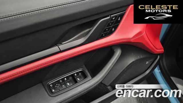PORSCHE Taycan 4S 2024 — photo 29 sur 35