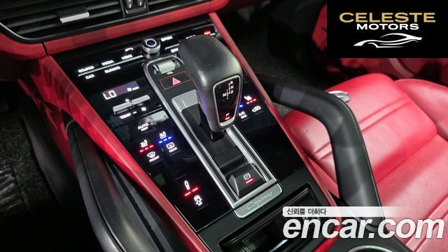 PORSCHE Cayenne (PO536) 3.0 2019 — photo 12 sur 33