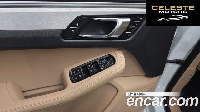 PORSCHE Macan 2.9 S 2023 — photo 29 sur 32