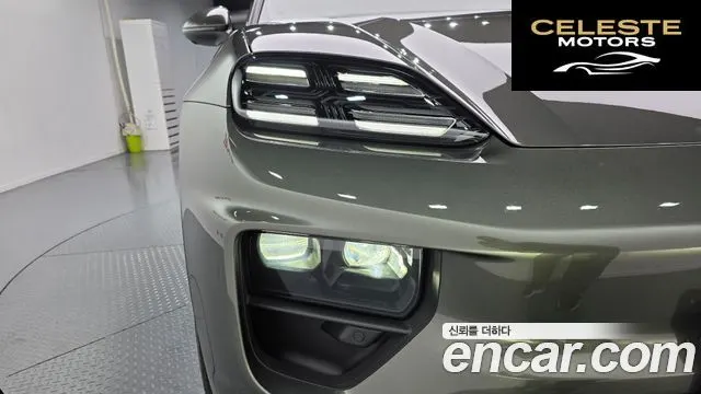 PORSCHE Macan EV 4S 2025 — photo 8 sur 40