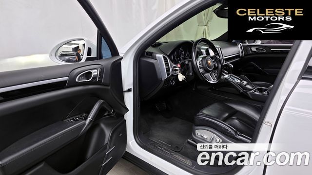 PORSCHE Cayenne 3.0 Edition 2017 — photo 10 sur 20