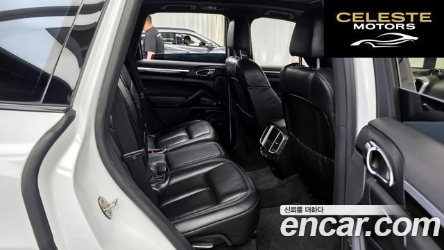 PORSCHE Cayenne 3.0 Edition 2017 — photo 12 sur 20