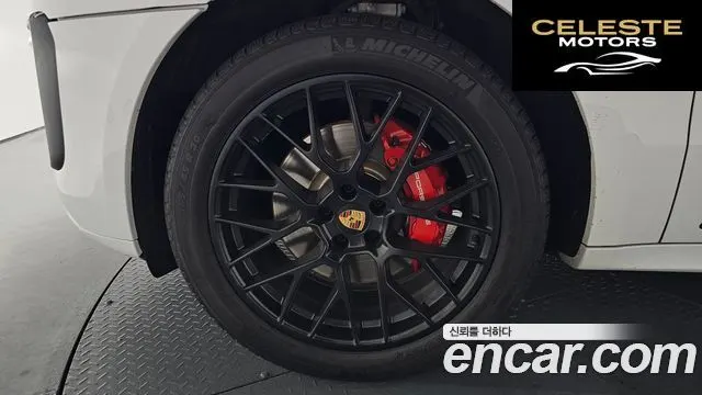 PORSCHE Macan 3.0 GTS 2018 — photo 6 sur 37
