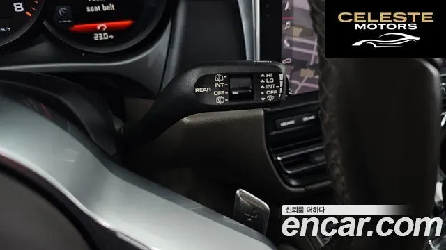 PORSCHE Macan 2.0 2019 — photo 27 sur 32