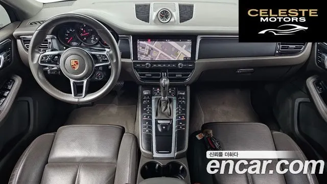 PORSCHE Macan 2.0 2019 — photo 9 sur 32