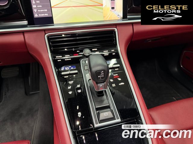 PORSCHE Panamera (971) 2.9 AWD 2021 — photo 18 sur 26