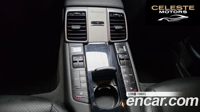 PORSCHE Panamera 3.6 AWD 2011 — photo 19 sur 20