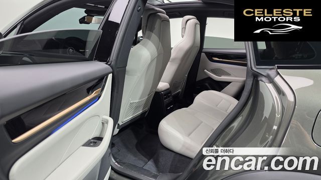 PORSCHE Macan EV 4S 2025 — photo 17 sur 40