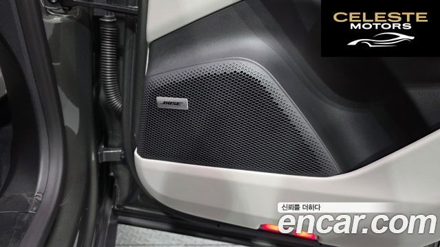 PORSCHE Macan EV 4S 2025 — photo 26 sur 40