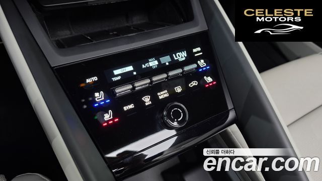 PORSCHE Macan EV 4S 2025 — photo 34 sur 40