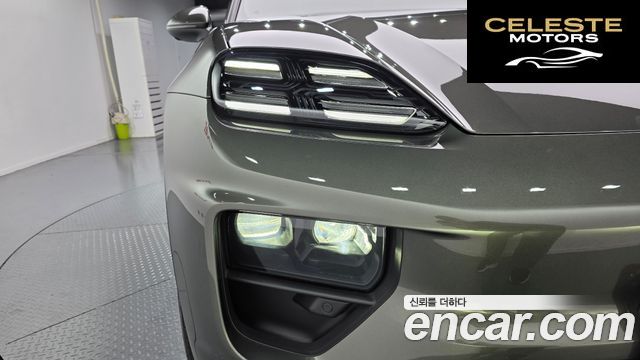PORSCHE Macan EV 4S 2025 — photo 8 sur 40