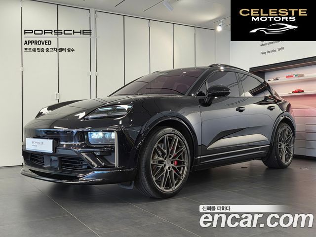 PORSCHE Macan EV Turbo 2025 — photo 17 sur 18