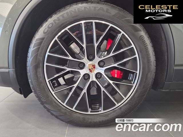 PORSCHE Macan EV 4S 2025 — photo 5 sur 18
