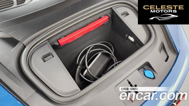 PORSCHE Taycan 4 2022 — photo 6 sur 34