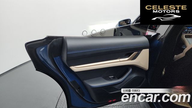 PORSCHE Taycan 2022 — photo 15 sur 36