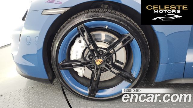 PORSCHE Taycan 2022 — photo 5 sur 36