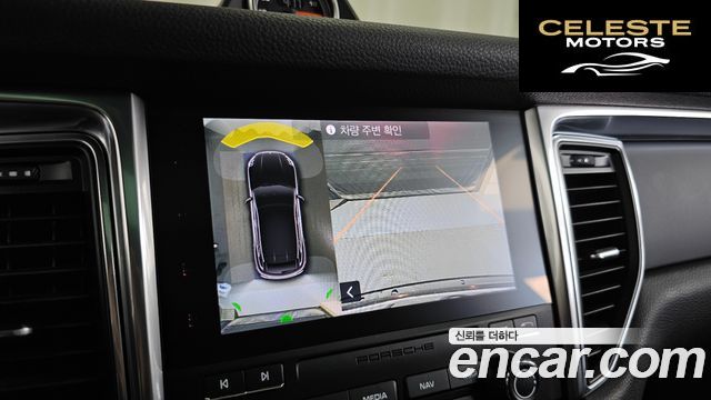 PORSCHE Macan 2.0 2018 — photo 21 sur 38