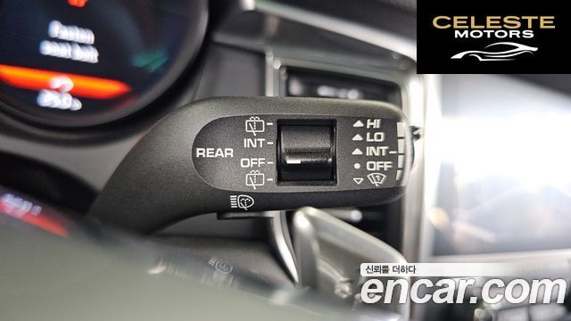 PORSCHE Macan 2.0 2018 — photo 32 sur 38