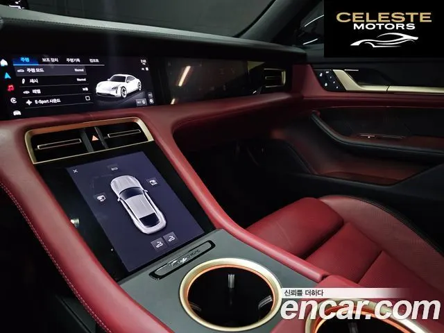 PORSCHE Taycan 4S 2025 — photo 14 sur 26