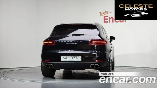 PORSCHE Macan 3.6 Turbo 2015 — photo 4 sur 20