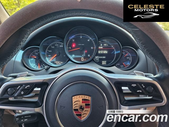 PORSCHE Cayenne 3.0 2016 — photo 18 sur 24
