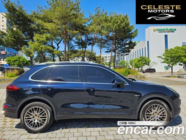 PORSCHE Cayenne 3.0 2016 — photo 4 sur 24