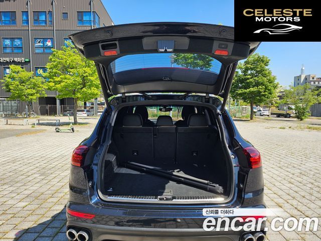 PORSCHE Cayenne 3.0 2016 — photo 9 sur 24