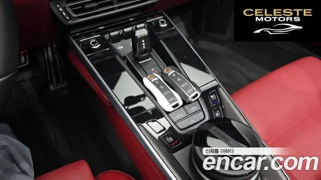 PORSCHE 911 (992) Turbo S Cabriolet 2024 — photo 11 sur 41