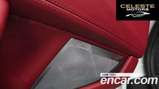 PORSCHE 911 (992) Turbo S Cabriolet 2024 — photo 29 sur 41