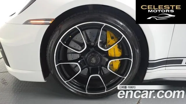 PORSCHE 911 (992) Turbo S Cabriolet 2024 — photo 4 sur 41