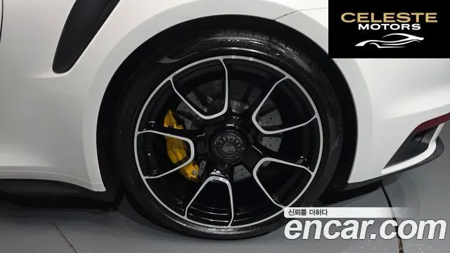 PORSCHE 911 (992) Turbo S Cabriolet 2024 — photo 6 sur 41